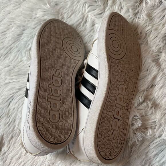 Adidas Baseline Youth Tennis Shoes - Picture 6 of 7